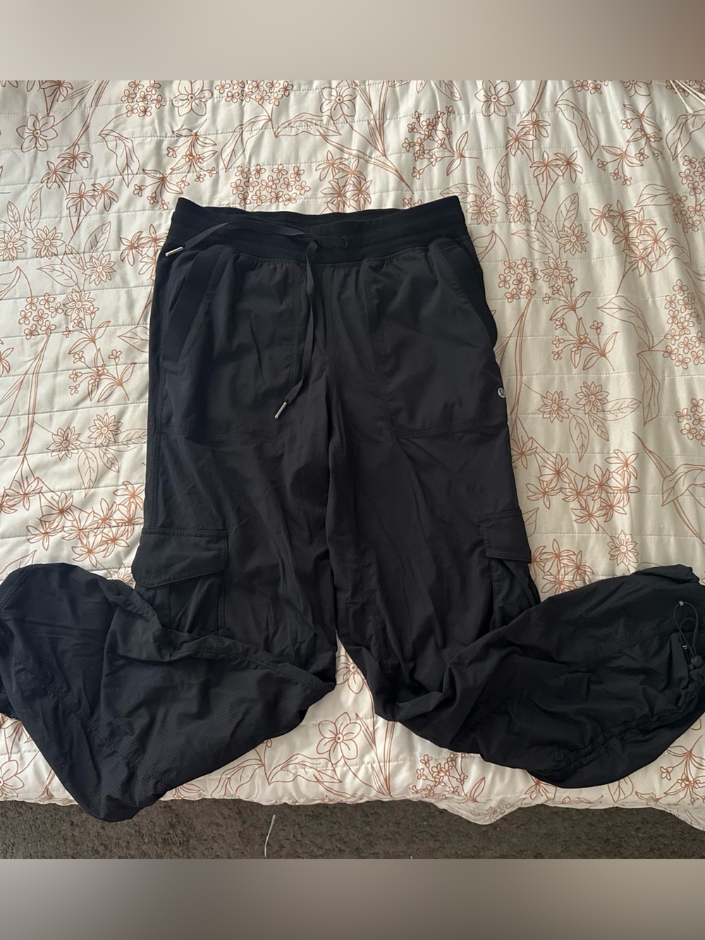 Lululemon dance studio cargo pants
